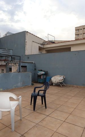 Casa à venda com 240m², 3 quartos e 4 vagasSolário