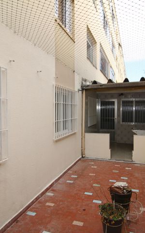 Apartamento à venda com 100m², 3 quartos e sem vagaÁrea de Serviço