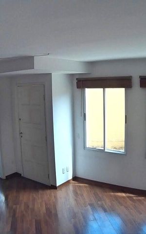 Casa de condomínio à venda com 109m², 2 quartos e 2 vagas Casa de condomínio à venda com 109m², 2 quartos e 2 vagasSala