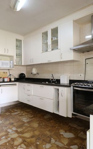 Casa à venda com 1500m², 4 quartos e 5 vagasCozinha