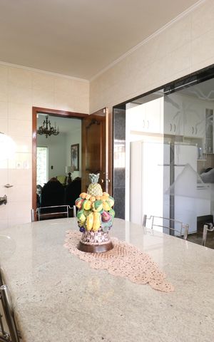 Casa à venda com 1500m², 4 quartos e 5 vagasCopa