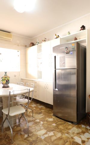 Casa à venda com 1500m², 4 quartos e 5 vagasCopa