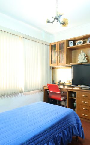 Casa à venda com 1500m², 4 quartos e 5 vagasQuarto