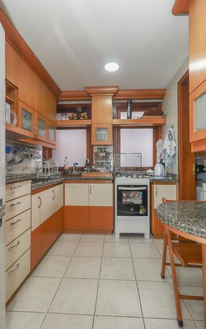 Apartamento à venda com 120m², 2 quartos e 1 vagaCozinha