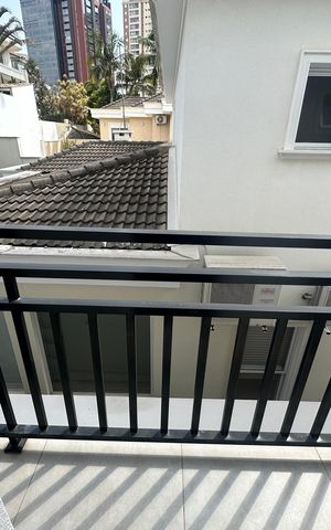 Casa para alugar com 412m², 4 quartos e 4 vagas Casa para alugar com 412m², 4 quartos e 4 vagasSacada