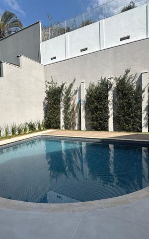Casa para alugar com 412m², 4 quartos e 4 vagas Casa para alugar com 412m², 4 quartos e 4 vagasPiscina