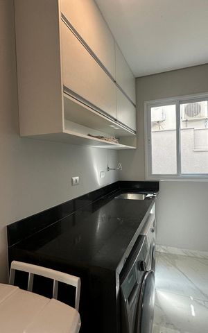 Casa para alugar com 412m², 4 quartos e 4 vagas Casa para alugar com 412m², 4 quartos e 4 vagasÁrea de Serviço