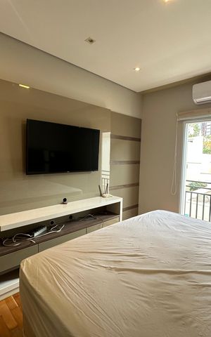 Casa para alugar com 412m², 4 quartos e 4 vagas Casa para alugar com 412m², 4 quartos e 4 vagasSuíte 3