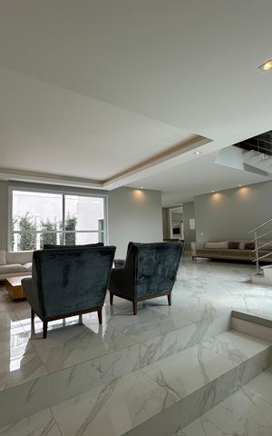 Casa para alugar com 412m², 4 quartos e 4 vagas Casa para alugar com 412m², 4 quartos e 4 vagasSala