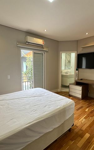 Casa para alugar com 412m², 4 quartos e 4 vagas Casa para alugar com 412m², 4 quartos e 4 vagasSuíte 1
