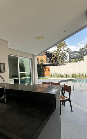 Casa para alugar com 412m², 4 quartos e 4 vagas Casa para alugar com 412m², 4 quartos e 4 vagasChurrasqueira