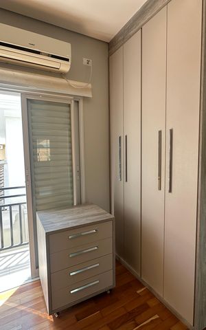Casa para alugar com 412m², 4 quartos e 4 vagas Casa para alugar com 412m², 4 quartos e 4 vagasCloset