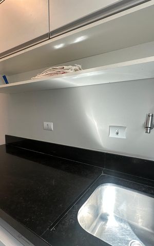 Casa para alugar com 412m², 4 quartos e 4 vagas Casa para alugar com 412m², 4 quartos e 4 vagasÁrea de Serviço
