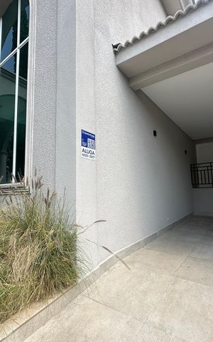 Casa para alugar com 412m², 4 quartos e 4 vagas Casa para alugar com 412m², 4 quartos e 4 vagasGaragem