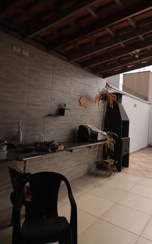 Casa à venda com 293m², 4 quartos e 6 vagasÁrea de Serviço