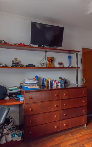 Casa à venda com 400m², 4 quartos e 4 vagas Casa à venda com 400m², 4 quartos e 4 vagasQuarto 2