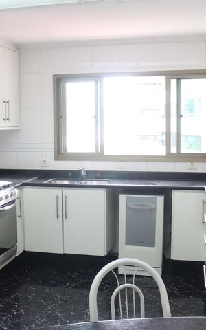 Apartamento à venda com 128m², 3 quartos e 3 vagasCozinha