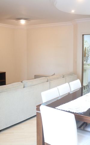 Apartamento à venda com 128m², 3 quartos e 3 vagasSala