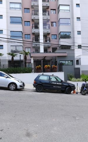 Apartamento à venda com 117m², 3 quartos e 2 vagasFachada