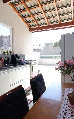 Apartamento à venda com 100m², 2 quartos e 1 vagaCozinha
