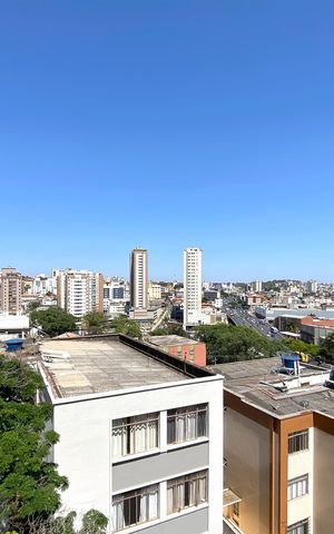 Apartamento à venda com 115m², 3 quartos e 2 vagas Apartamento à venda com 115m², 3 quartos e 2 vagasVista da Suíte 1