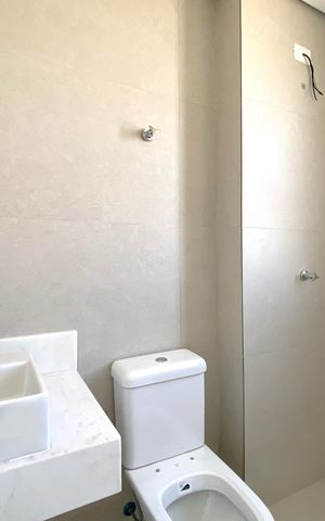 Apartamento à venda com 115m², 3 quartos e 2 vagas Apartamento à venda com 115m², 3 quartos e 2 vagasBanheiro Social