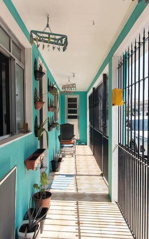 Casa à venda com 30m², 1 quarto e 1 vaga Casa à venda com 30m², 1 quarto e 1 vagaEntrada