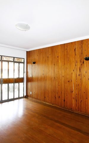 Casa à venda com 366m², 4 quartos e 6 vagasQuarto 1