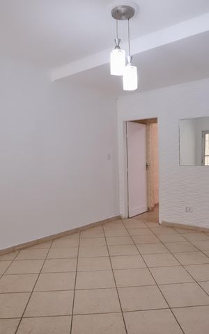Casa à venda com 124m², 2 quartos e 1 vagaSala