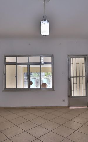 Casa à venda com 124m², 2 quartos e 1 vagaSala
