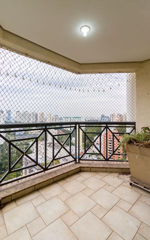 Apartamento para alugar com 125m², 4 quartos e 3 vagas Apartamento para alugar com 125m², 4 quartos e 3 vagasSala