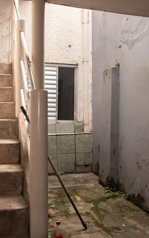 Casa para alugar com 160m², 2 quartos e 1 vagaFundos/Quintal