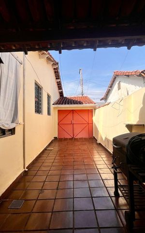 Casa para alugar com 141m², 3 quartos e 4 vagas Casa para alugar com 141m², 3 quartos e 4 vagasQuintal