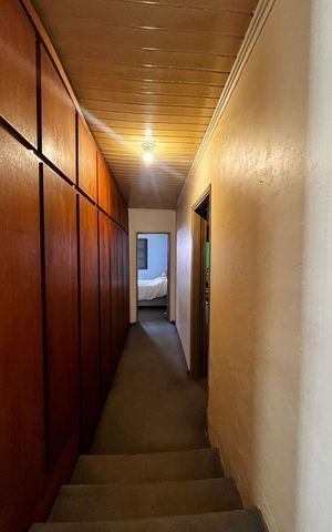 Casa para alugar com 141m², 3 quartos e 4 vagas Casa para alugar com 141m², 3 quartos e 4 vagasCorredor