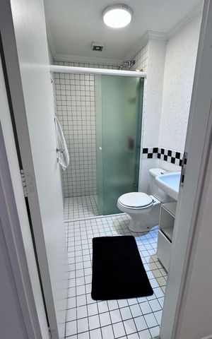 Apartamento à venda com 78m², 3 quartos e 2 vagasBanheiro Social