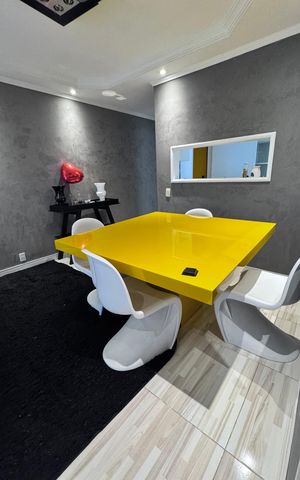 Apartamento à venda com 78m², 3 quartos e 2 vagasSala