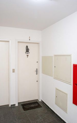 Apartamento à venda com 48m², 2 quartos e 1 vagaHall de entrada
