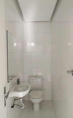 Apartamento à venda com 91m², 2 quartos e 1 vagaÁrea de serviço - Banheiro