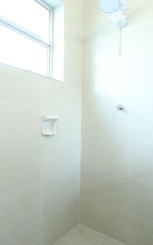 Apartamento à venda com 108m², 3 quartos e sem vagaBanheiro da Suíte