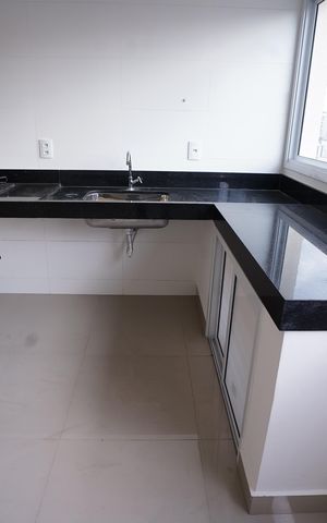Apartamento à venda com 61m², 2 quartos e 1 vaga Apartamento à venda com 61m², 2 quartos e 1 vagaSala/Cozinha