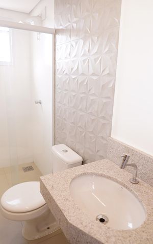 Apartamento à venda com 61m², 2 quartos e 1 vaga Apartamento à venda com 61m², 2 quartos e 1 vagaBanheiro social