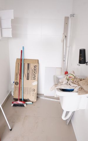 Apartamento à venda com 61m², 2 quartos e 1 vaga Apartamento à venda com 61m², 2 quartos e 1 vagaÁrea de Serviço