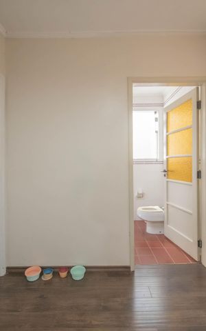 Casa à venda com 190m², 3 quartos e 2 vagasCorredor