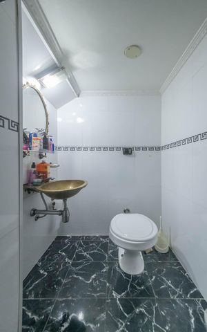 Casa à venda com 190m², 3 quartos e 2 vagasLavabo da Sala