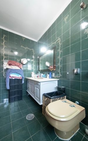 Casa à venda com 190m², 3 quartos e 2 vagasBanheiro do Quarto 2