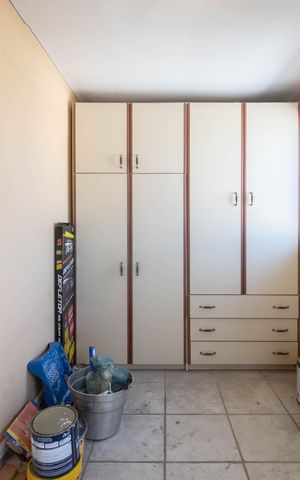 Casa à venda com 190m², 3 quartos e 2 vagasQuarto de Serviço