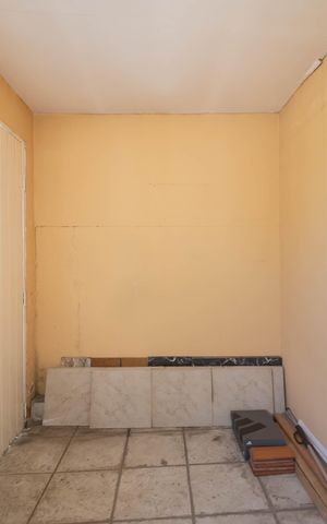 Casa à venda com 190m², 3 quartos e 2 vagasQuarto de Serviço