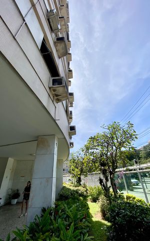Apartamento à venda com 180m², 4 quartos e 1 vagaFachada
