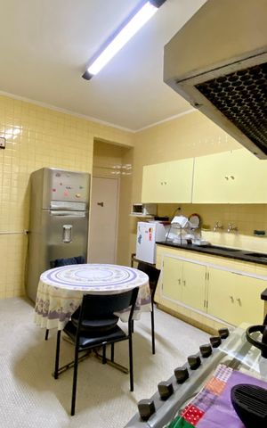 Apartamento à venda com 180m², 4 quartos e 1 vagaCozinha