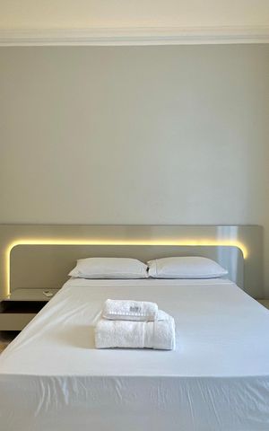 Apartamento à venda com 140m², 3 quartos e sem vaga Apartamento à venda com 140m², 3 quartos e sem vagaSuíte 1